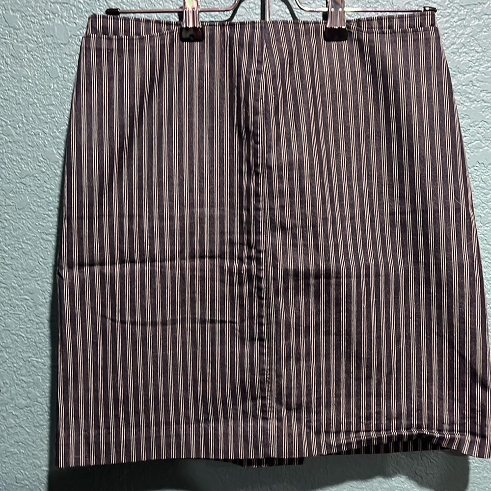 Vintage Navy White/Yellow striped Skirt.